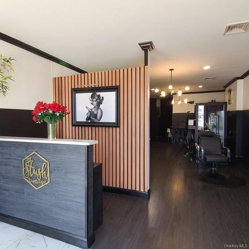 211 Jamaica Ave, Queens Village, NY, 11428-1621 | Card Image