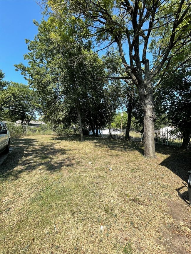 View of yard | Image 14