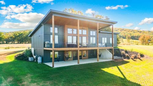 197 Cricket Ln, Rustburg, VA, 24588-4874 | Card Image