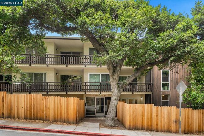 101 - 2 Panoramic Way, Condo with 2 bedrooms, 1 bathrooms and 1 parking in Berkeley CA | Image 28