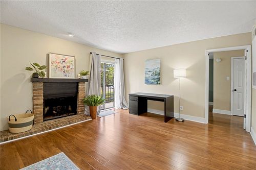 502-1901 Holleman Drive W, College Station, TX, 77840 | Card Image