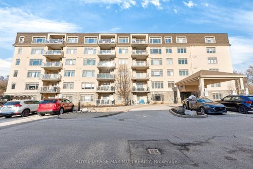 209-149 Church Street, King, ON, L0G1T0 | Card Image