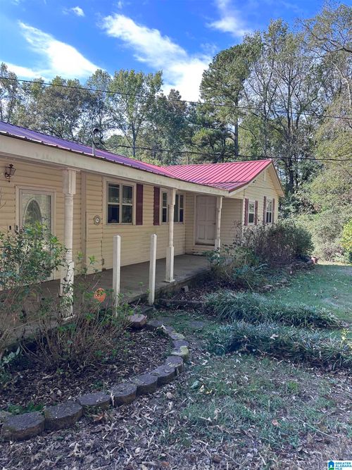 6233 Swann Rd, MOUNT OLIVE, AL, 35117-3671 | Card Image