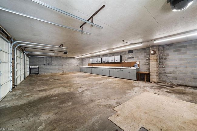 4 car detached garage | Image 46