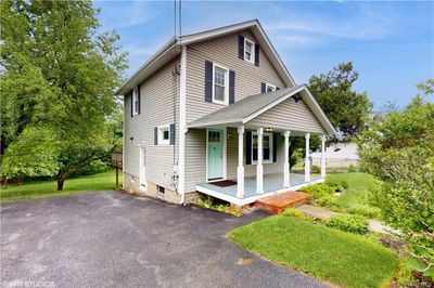 516 Washington Avenue, House other with 3 bedrooms, 1 bathrooms and null parking in Beacon NY | Image 2