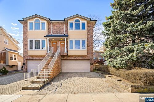 220 Wayne Ave, Cliffside Park, NJ, 07010-2608 | Card Image