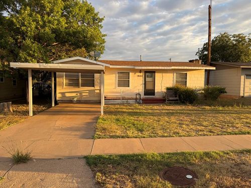 403 32nd St, Snyder, TX, 79549-5007 | Card Image