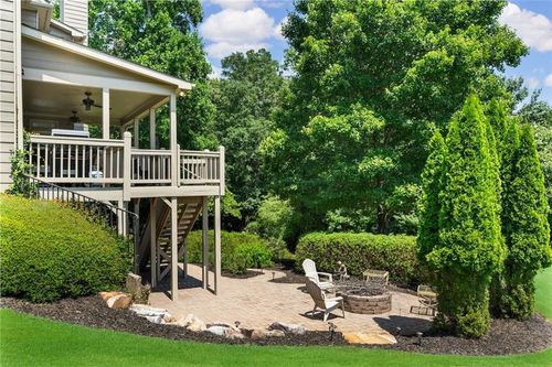 825 River Trace Ct, Suwanee, GA, 30024-6857 | Card Image