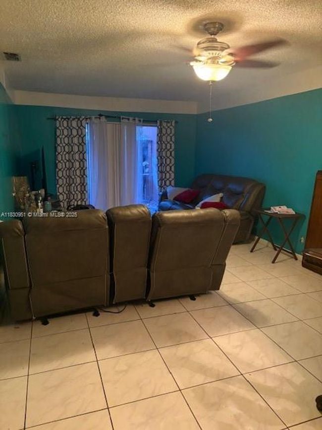 34 - 710 Sw 73 Rd Ave, Condo with 2 bedrooms, 2 bathrooms and null parking in North Lauderdale FL | Image 5