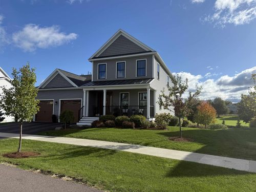 42 Medalist Dr, South Burlington, VT, 05403-5614 | Card Image