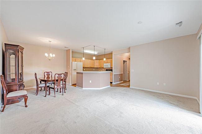 APT-204 - 300 Hidden Ridge Ct, Condo with 3 bedrooms, 2 bathrooms and 1 parking in South Park PA | Image 6