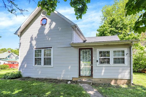 202 W Vine St, Mount Summit, IN, 47361 | Card Image