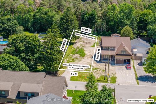 21 Eastwood Ave N, Oshawa, ON, L1G3Y5 | Card Image