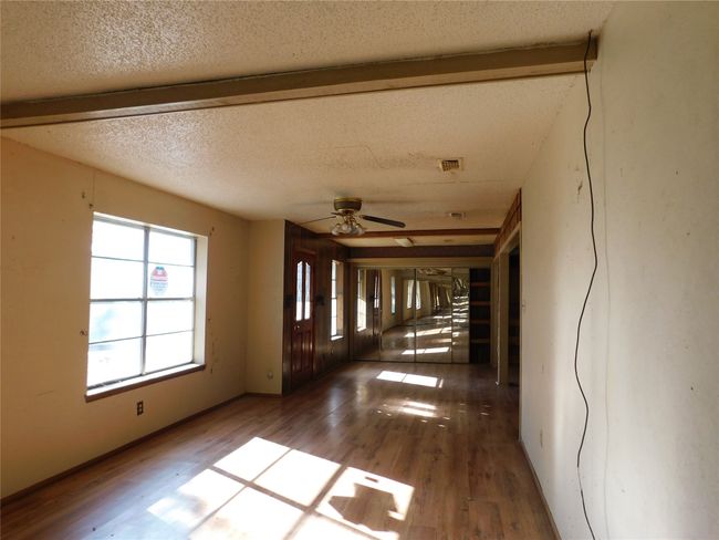 420 Lawson Ln, House other with 4 bedrooms, 3 bathrooms and null parking in Pilot Point TX | Image 4