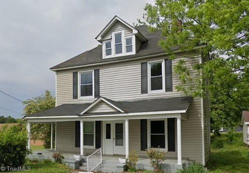 702 Park St, High Point, NC, 27260-7618 | Card Image