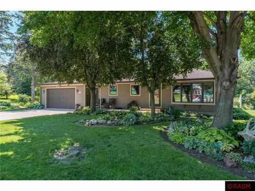 340 Dolph Rd, Mankato, MN, 56001-4622 | Card Image