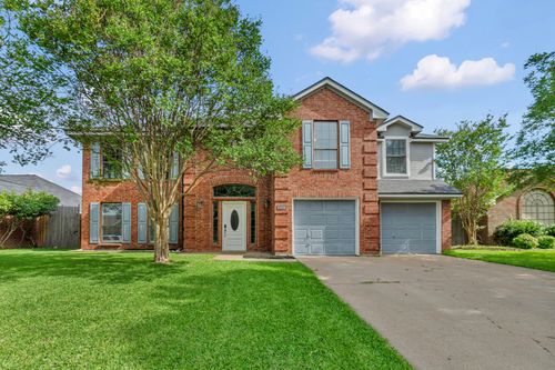 326 Baldwin St, Grand Prairie, TX, 75052-3308 | Card Image