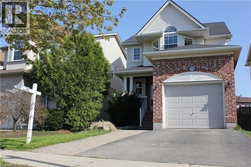 590 Little Dover Cres, Waterloo, ON, N2K4E5 | Card Image