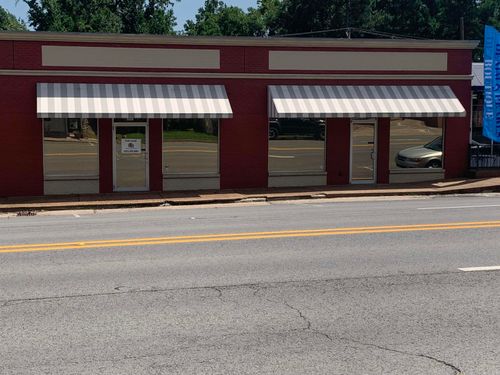 511 W Main Street, Heber Springs, AR, 72543-8624 | Card Image