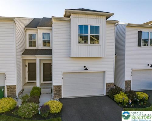 7542 Clayton Ave, COOPERSBURG, PA, 18036-8726 | Card Image