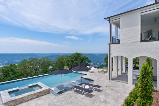 802 W Brow Rd, Home with 7 bedrooms, 8 bathrooms and 4 parking in Lookout Mountain TN | Image 95