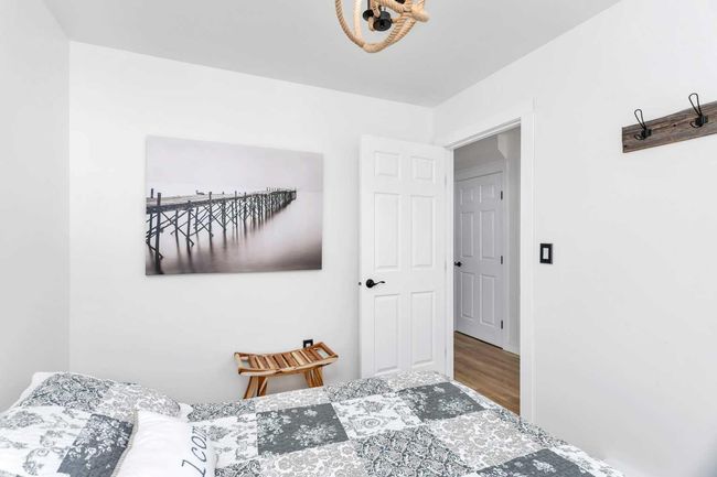 62 Sands St, House other with 3 bedrooms, 2 bathrooms and null parking in Rochon Sands AB | Image 19