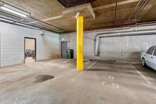 319-300 N El Molino Ave, Pasadena, CA, 91101 | Card Image