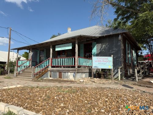 1706 Hunter Rd, New Braunfels, TX, 78130-7473 | Card Image
