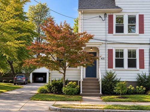 431-429-431 Parker St, Newton, MA, 02459 | Card Image