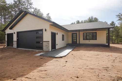 20251 72nd Ave, Chippewa Falls, WI, 54729-6477 | Card Image