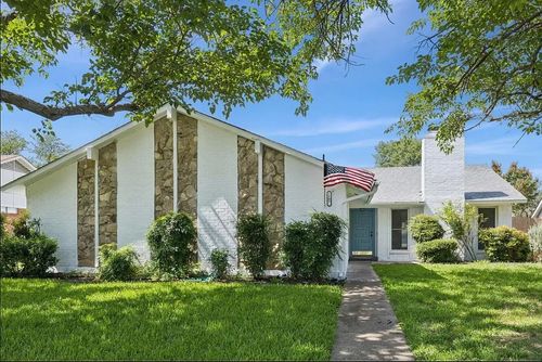 1805 Eastfield Dr, Richardson, TX, 75081-5433 | Card Image