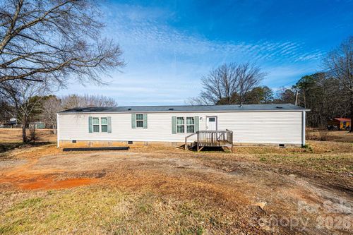 97 Pine Ridge Dr, Taylorsville, NC, 28681-8758 | Card Image