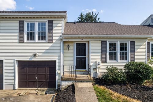 5236 Creekside Blvd, Brunswick, OH, 44212-1937 | Card Image