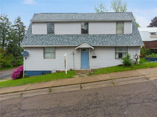 517 Moore St, Arnold, PA, 15068-4273 | Card Image