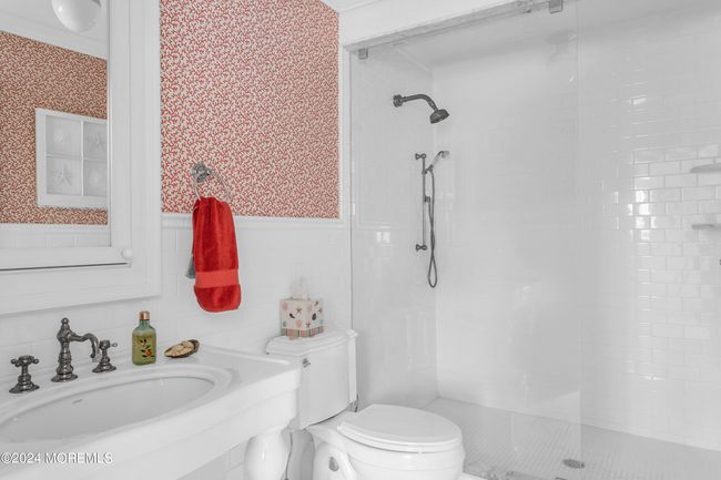463 Lake Ave, House other with 4 bedrooms, 2 bathrooms and null parking in Bay Head NJ | Image 36