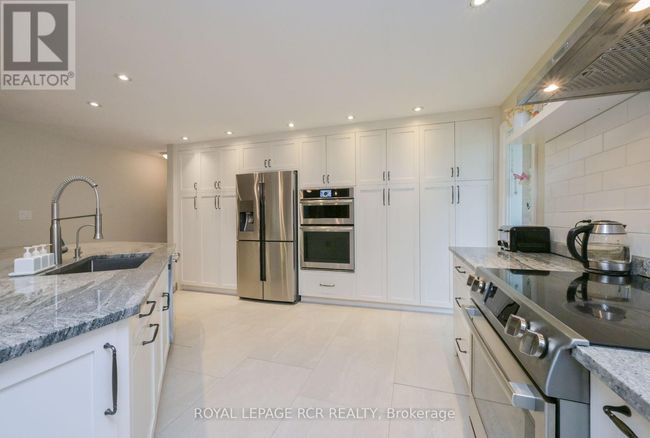 2093 Con Rd 5, House other with 3 bedrooms, 4 bathrooms and 12 parking in Adjala-Tosorontio (Loretto) ON | Image 9