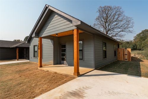 1419 S 7th Ave, Denison, TX, 75021-6400 | Card Image