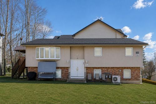 18 Wilsher Dr, Monsey, NY, 10952-2327 | Card Image