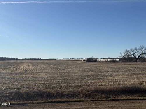 1 S 26th St, Bismarck, ND, 58504 | Card Image