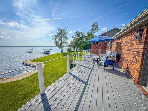 815 E Lake Mitchell Dr, Cadillac, MI, 49601-9685 | Card Image