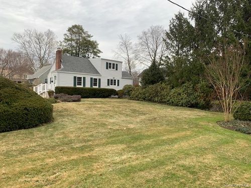 36 Burr Ave, Northport, NY, 11768-1928 | Card Image