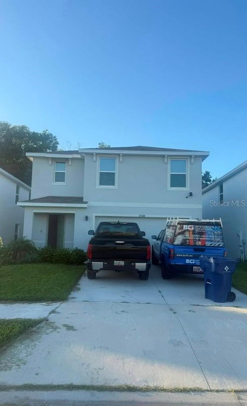 37389 Sharks Eye Ln, ZEPHYRHILLS, FL, 33541-4444 | Card Image