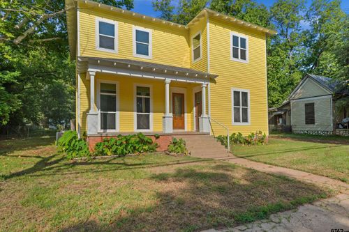 917 N Jackson St, Palestine, TX, 75801-7517 | Card Image