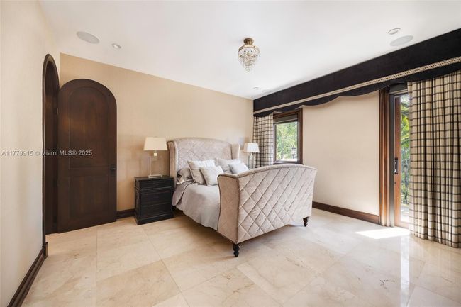 6016 Leonardo St, House other with 5 bedrooms, 6 bathrooms and null parking in Coral Gables FL | Image 20