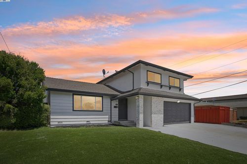 48344 Conifer St, Fremont, CA, 94539-7604 | Card Image