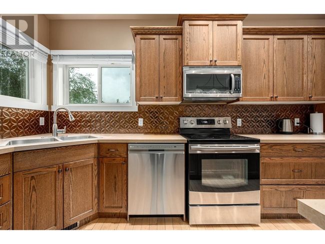 181 Homestead Rd, House other with 3 bedrooms, 3 bathrooms and 6 parking in Lillooet BC | Image 10