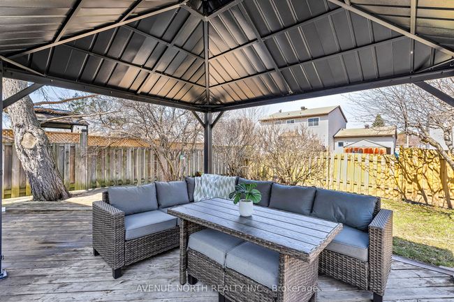 250 Du Grand Bois Ave, House other with 4 bedrooms, 2 bathrooms and 2 parking in Orléans ON | Image 35