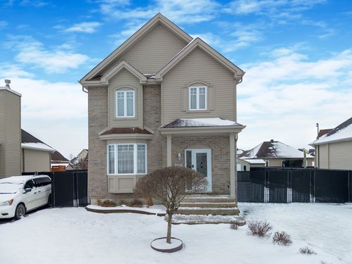 2466 Rue Des Thalias, Marieville, QC, J3M0B4 | Card Image