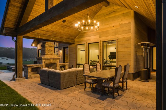 2399 Chapel Rd, House other with 4 bedrooms, 5 bathrooms and null parking in Swan Valley ID | Image 12