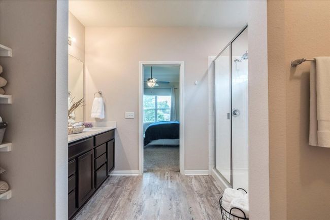 Primary bathroom features double vanity and walk-in closet | Image 19